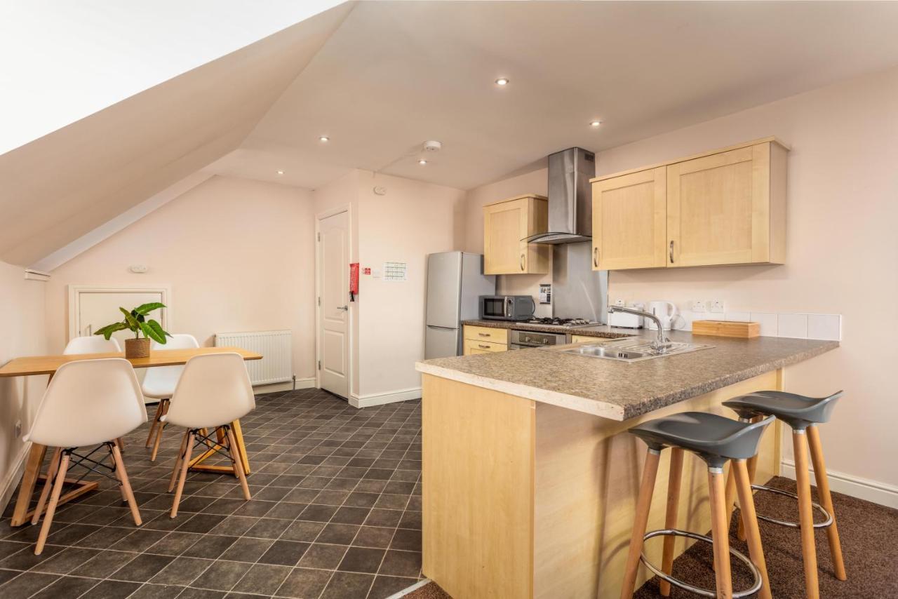 Elliot Suite No9 - Donnini Apartments Ayr Buitenkant foto